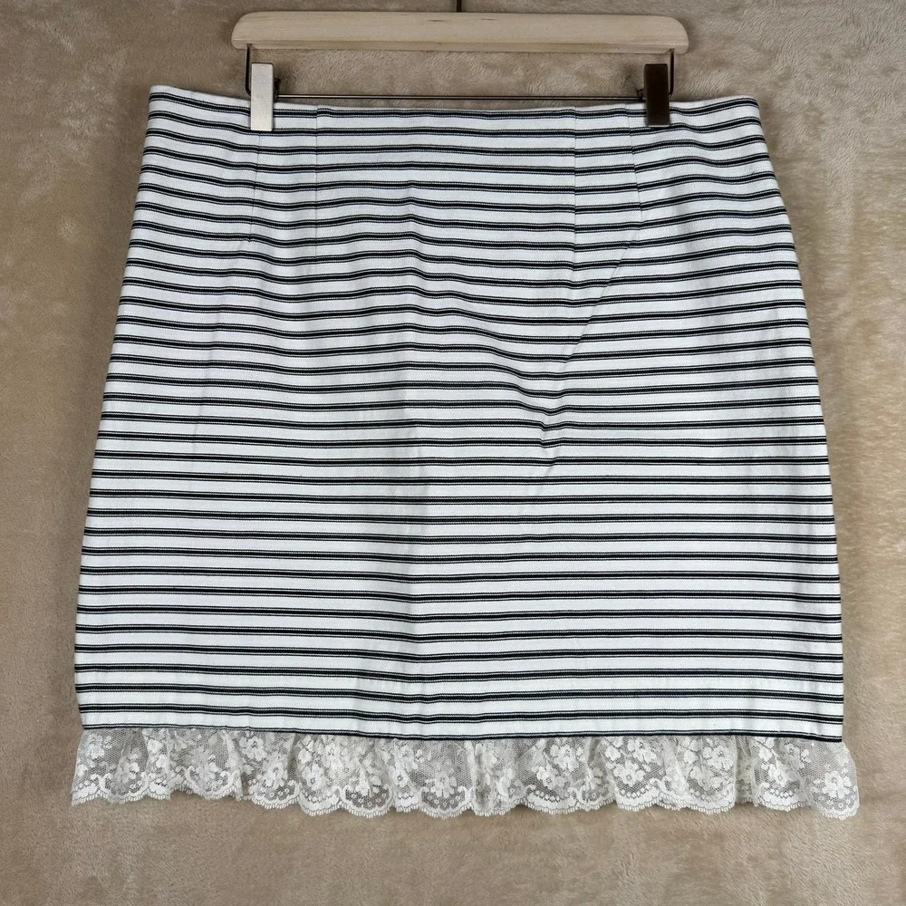 LOFT Womens Size 16 Striped‎ Lace Trim Mini Skirt Black White Nautical Preppy